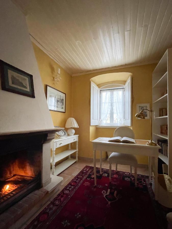 אלקוטים Charming Countryside Home With Fireplace & Patio מראה חיצוני תמונה